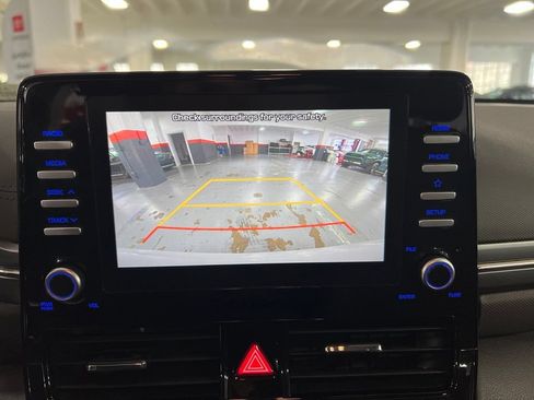 Used 2020 Hyundai Ioniq Blue FWD image 27
