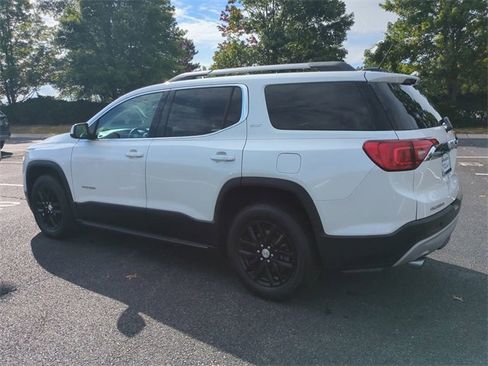 Used 2018 GMC Acadia SLT image 6