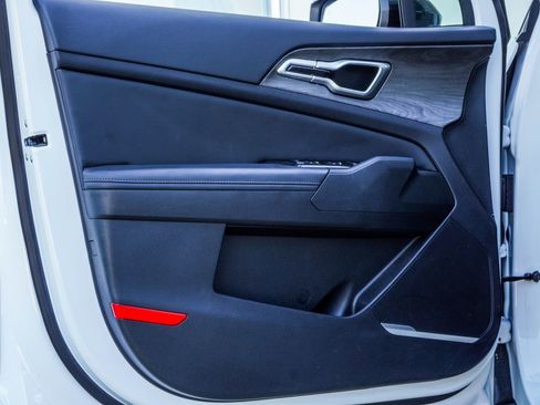 Used 2023 Kia Sportage X-Line w/ X-Line Premium Package image 16