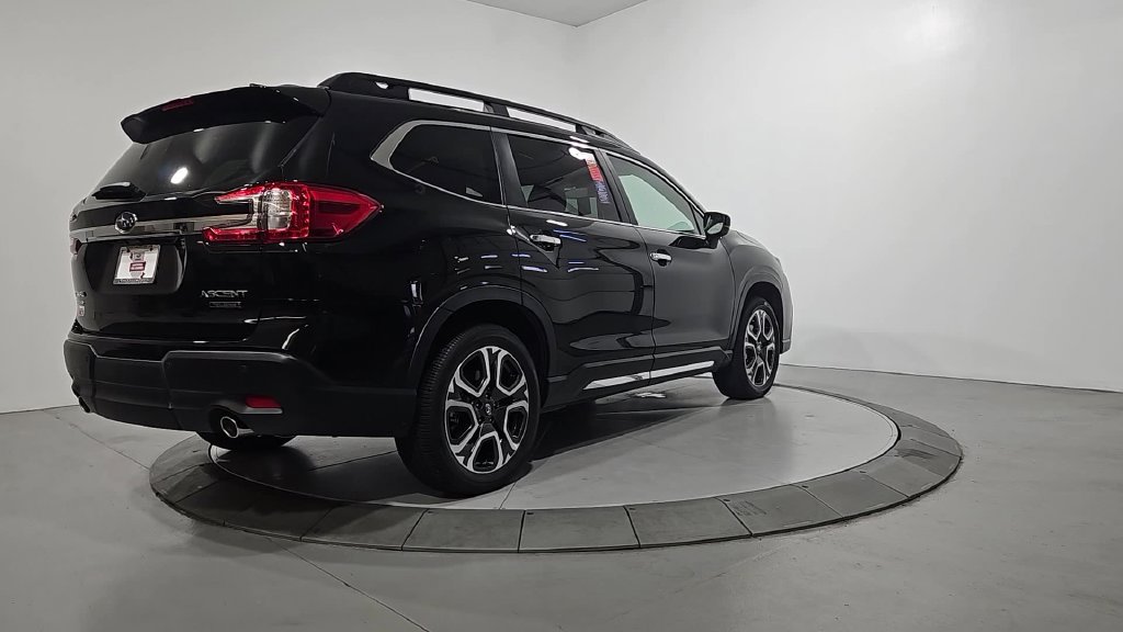 Certified 2026 Subaru Ascent Touring AWD/4WD image 6