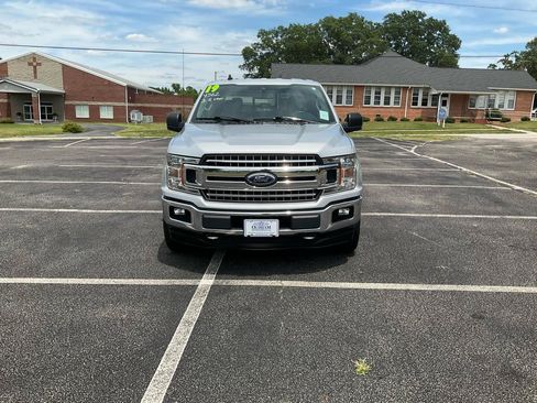 Used 2019 Ford F150 XLT w/ Equipment Group 302A Luxury AWD/4WD image 16