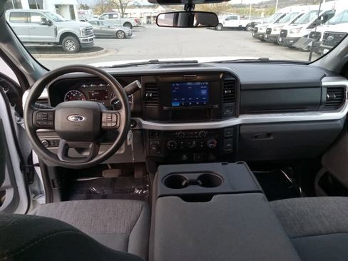 Used 2025 Ford F250 XLT AWD/4WD image 31