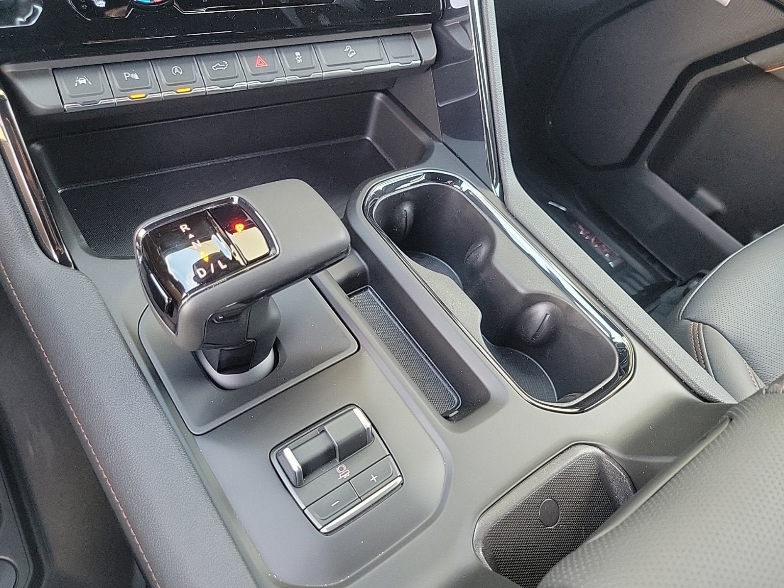 New 2026 GMC Sierra 1500 AT4 w/ AT4 Premium Package AWD/4WD image 20