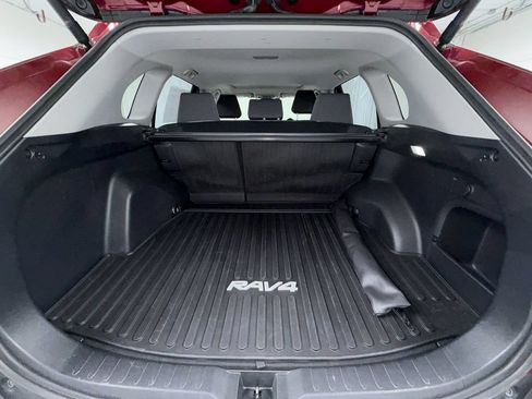 Used 2025 Toyota RAV4 XLE w/ Convenience Package AWD/4WD image 16