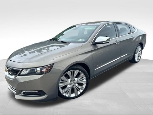 Used 2017 Chevrolet Impala Premier w/ Enhanced Convenience Package FWD image 3