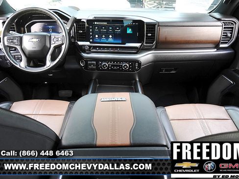 Used 2024 Chevrolet Silverado 3500 High Country w/ High Country Premium Package AWD/4WD image 7