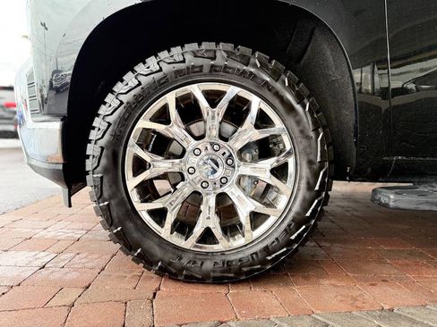 Used 2021 Chevrolet Silverado 1500 LTZ w/ Safety Package II image 23