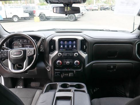 Used 2022 GMC Sierra 2500 SLE w/ SLE Convenience Package image 30