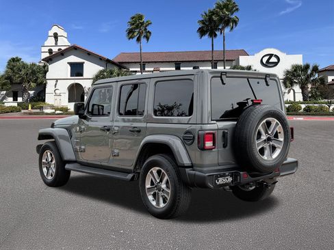 Used 2021 Jeep Wrangler Unlimited Sahara AWD/4WD image 4