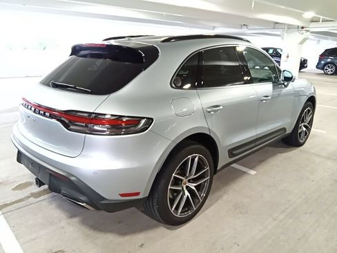 Used 2024 Porsche Macan AWD/4WD image 5