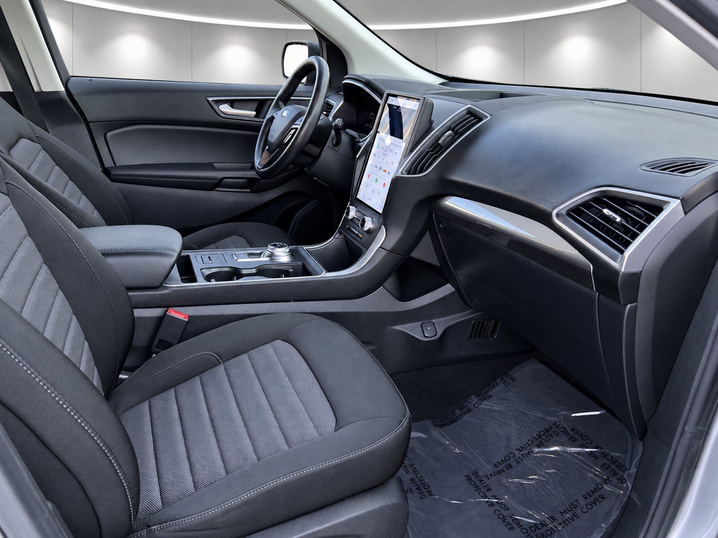 Used 2021 Ford Edge SE w/ Cargo Accessory Package AWD/4WD image 26
