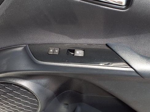 Certified 2016 Toyota Prius Three Touring FWD image 36