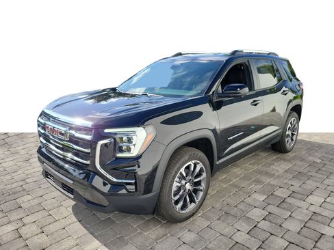 New 2027 GMC Terrain Elevation w/ Elevation Premium Package FWD image 3