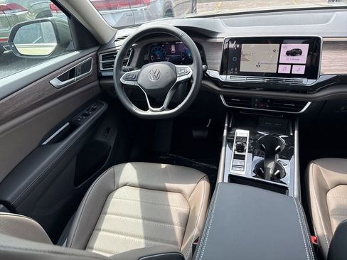 New 2026 Volkswagen Atlas SEL AWD/4WD image 10