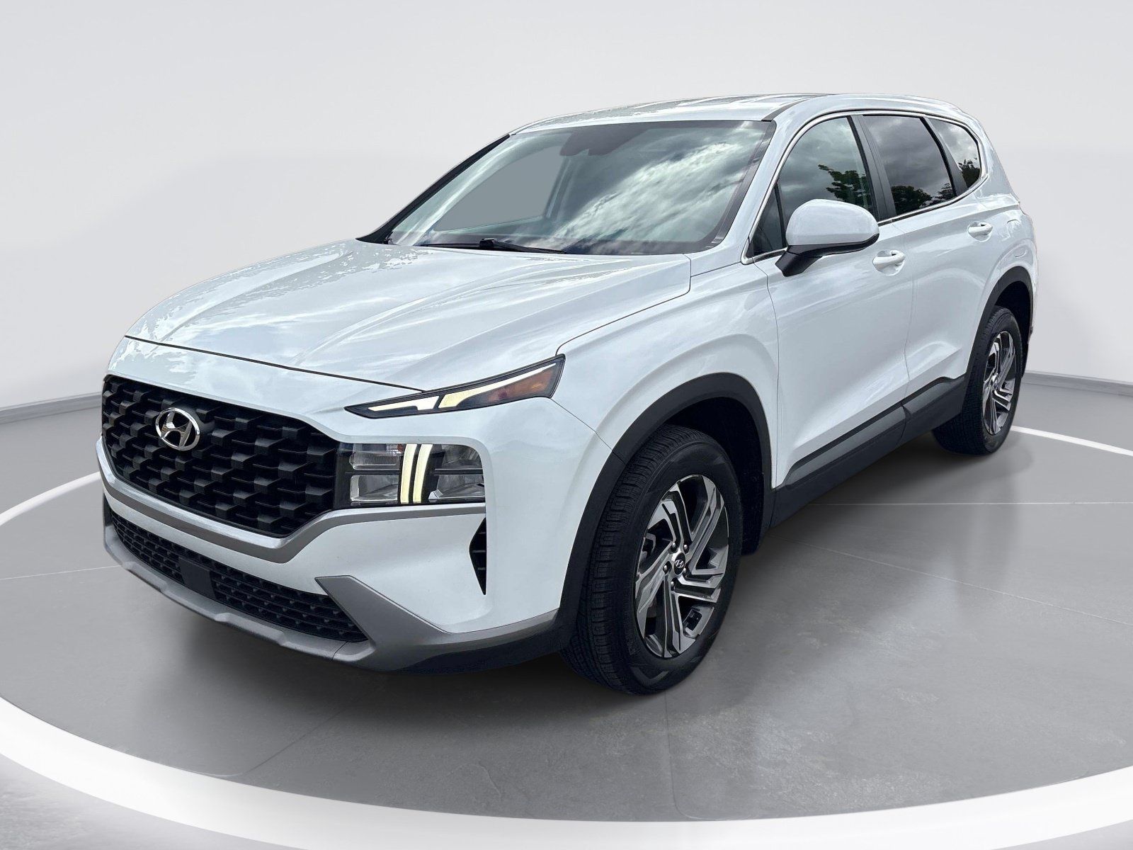 Used 2022 Hyundai Santa Fe SE FWD image 3
