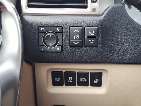 Used 2023 Lexus GX 460 Luxury AWD/4WD image 26