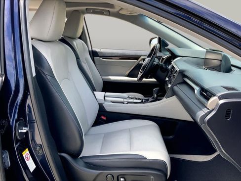 Used 2019 Lexus RX 350 FWD w/ Navigation Package image 9