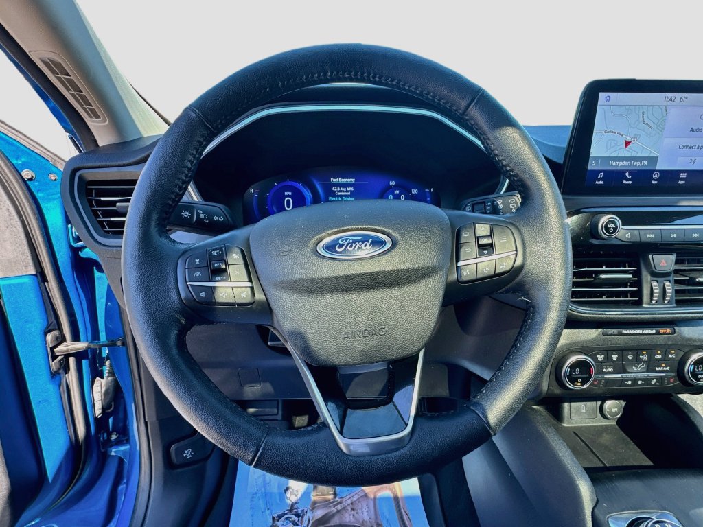 Used 2020 Ford Escape Titanium AWD/4WD image 9