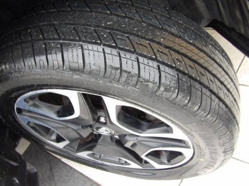 Used 2019 Toyota RAV4 Adventure image 12