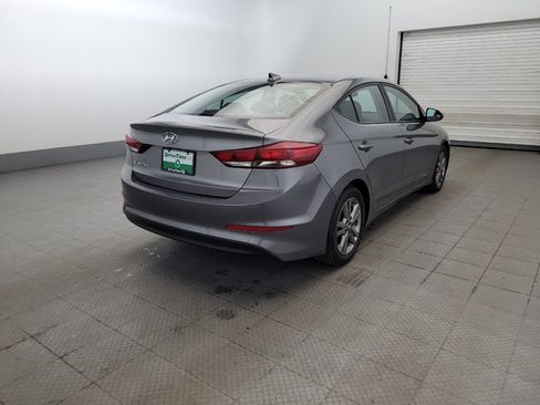 Used 2018 Hyundai Elantra Value Edition FWD image 9