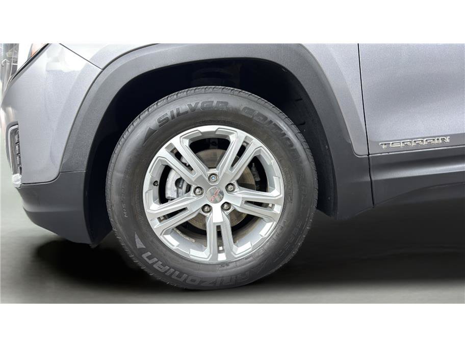 Used 2020 GMC Terrain SLE FWD image 39