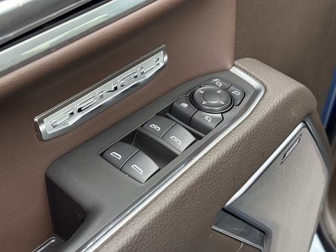Used 2025 GMC Sierra 1500 Denali w/ Denali Reserve Package image 15