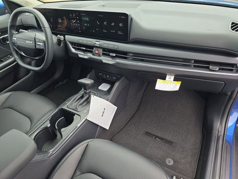 New 2026 Kia K4 EX FWD image 10