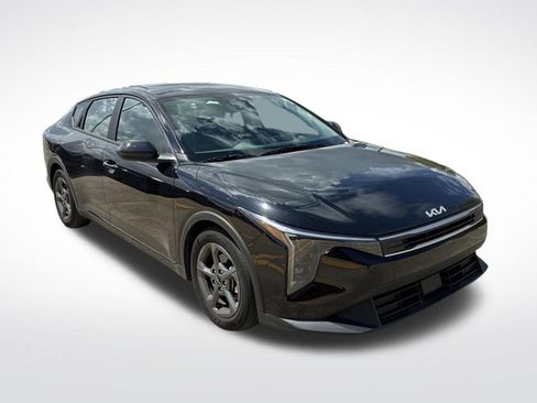 Used 2025 Kia K4 FWD image 4