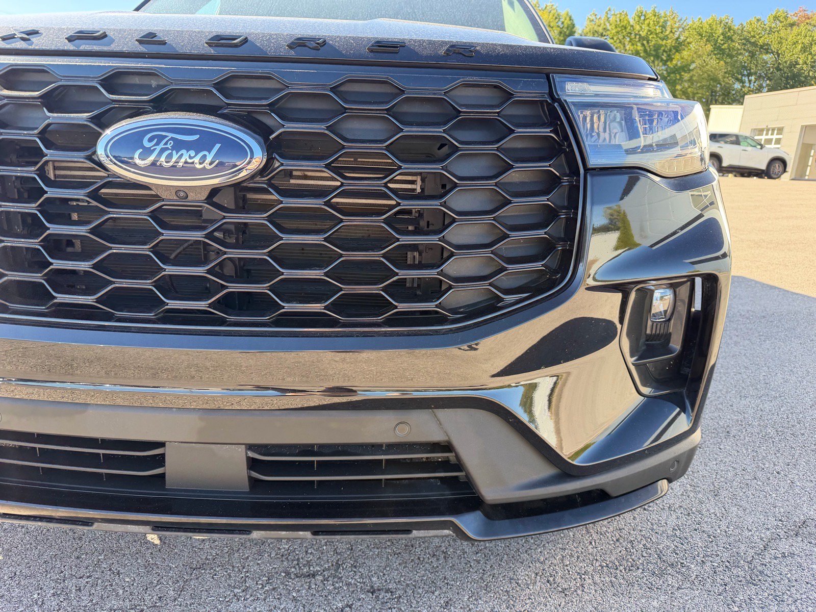 Used 2025 Ford Explorer ST-Line AWD/4WD image 5