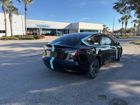 Used 2022 Tesla Model 3 image 5