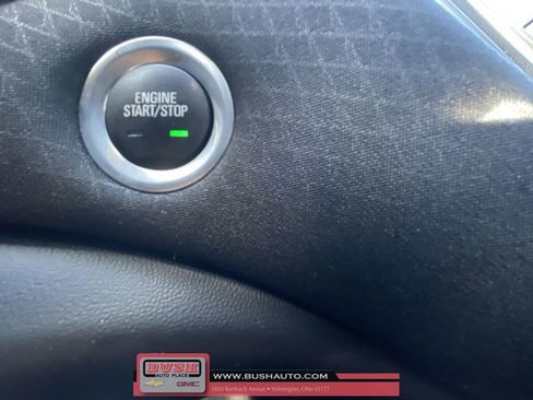 Used 2022 Chevrolet Malibu LT image 17