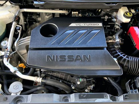 Used 2022 Nissan Rogue SV image 31