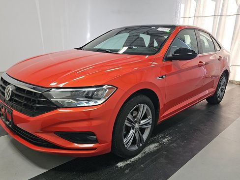 Used 2019 Volkswagen Jetta R-Line image 1