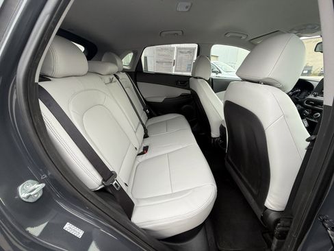 Used 2023 Hyundai Kona SEL image 21