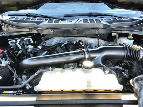 Used 2024 Ford F150 XLT image 25