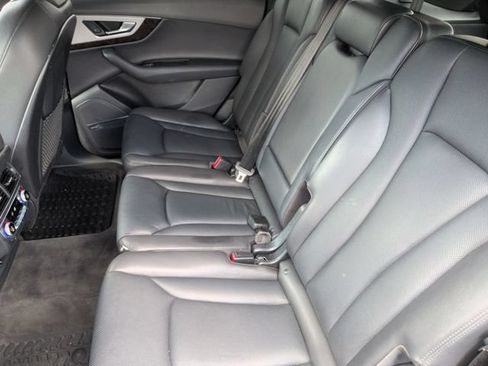 Used 2019 Audi Q7 2.0T Premium Plus w/ Premium Plus Package AWD/4WD image 29