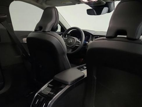 Used 2023 Volvo S90 B6 Plus AWD/4WD image 57