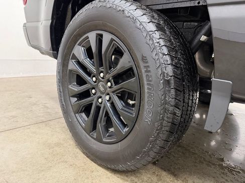 Used 2025 Ford F150 Lariat AWD/4WD image 13