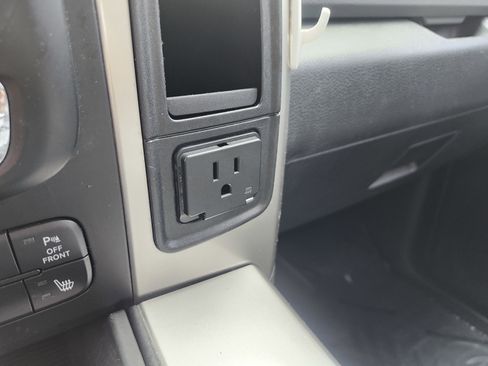 Used 2016 RAM 1500 Big Horn AWD/4WD image 31