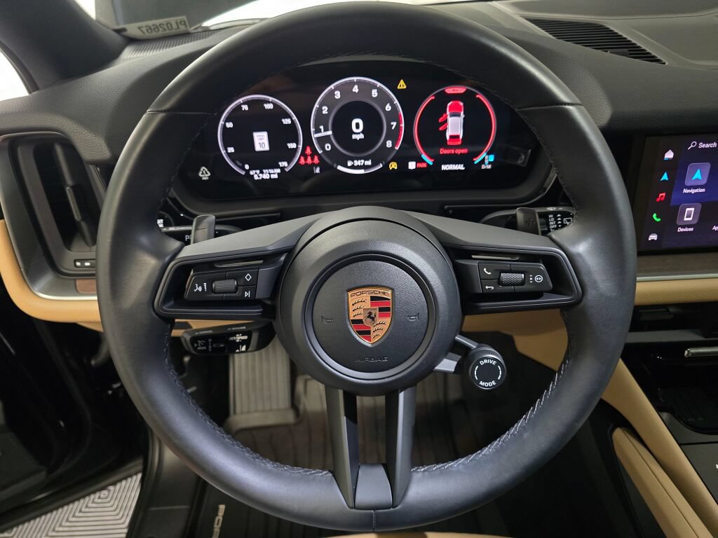 Certified 2026 Porsche Cayenne AWD/4WD image 16
