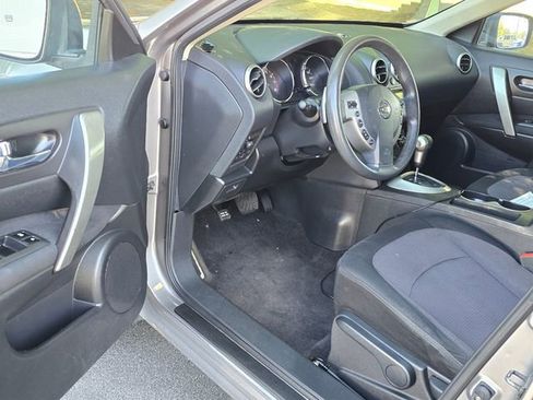 Used 2008 Nissan Rogue SL w/ Premium Pkg image 8