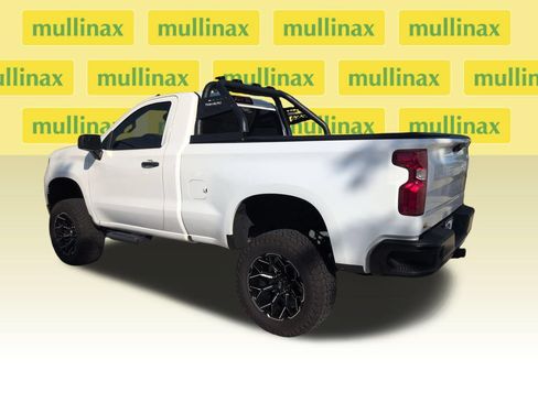 Used 2025 Chevrolet Silverado 1500 W/T w/ WT Value Package RWD image 8