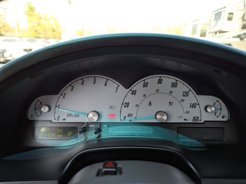 Used 2002 Ford Thunderbird image 23