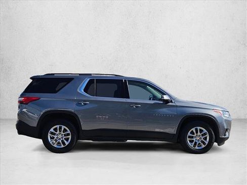 Used 2020 Chevrolet Traverse LT FWD image 4