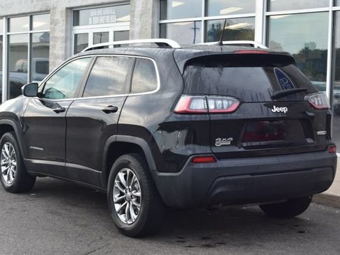 Used 2021 Jeep Cherokee Latitude Plus AWD/4WD image 7