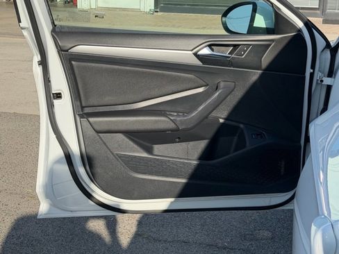 Used 2019 Volkswagen Jetta S w/ Driver Assistance Package FWD image 8