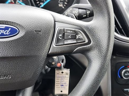 Certified 2017 Ford Escape SE w/ SE Cold Weather Package image 28