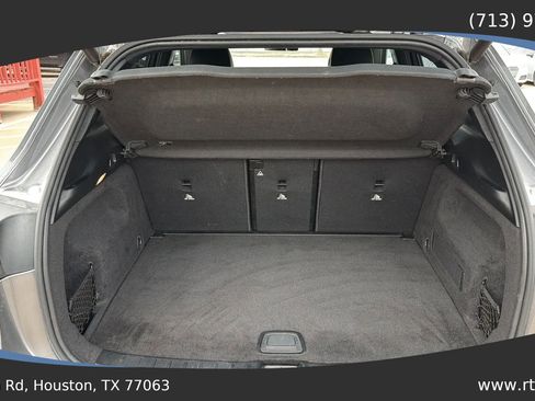 Used 2021 Mercedes-Benz GLA 250 image 27