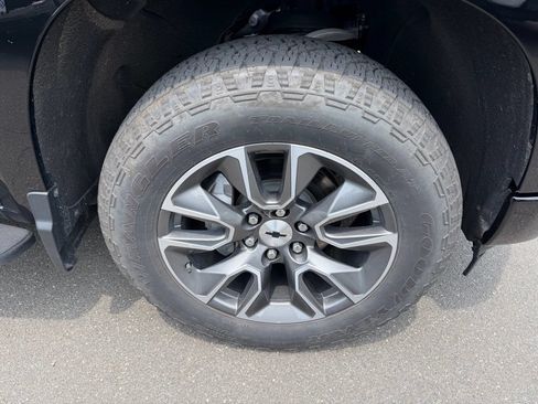 Used 2025 Chevrolet Silverado 1500 RST w/ RST All Star Premium Package AWD/4WD image 11