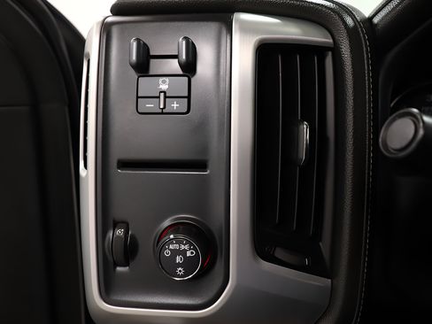 Used 2015 GMC Sierra 2500 SLE RWD image 18